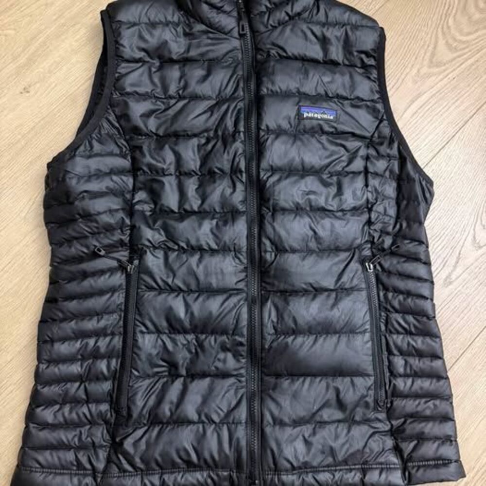 Patagonia Women's Down Sweater Vest - Black Size Medium